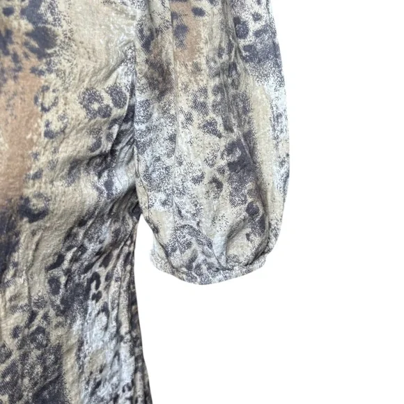 Calvin Klein Leopard Print V-Neck Women's Top Size M - Picture 12 of 15